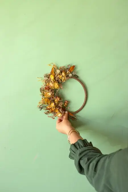 חישוק מפרחים יבשים- דגם וינטג'